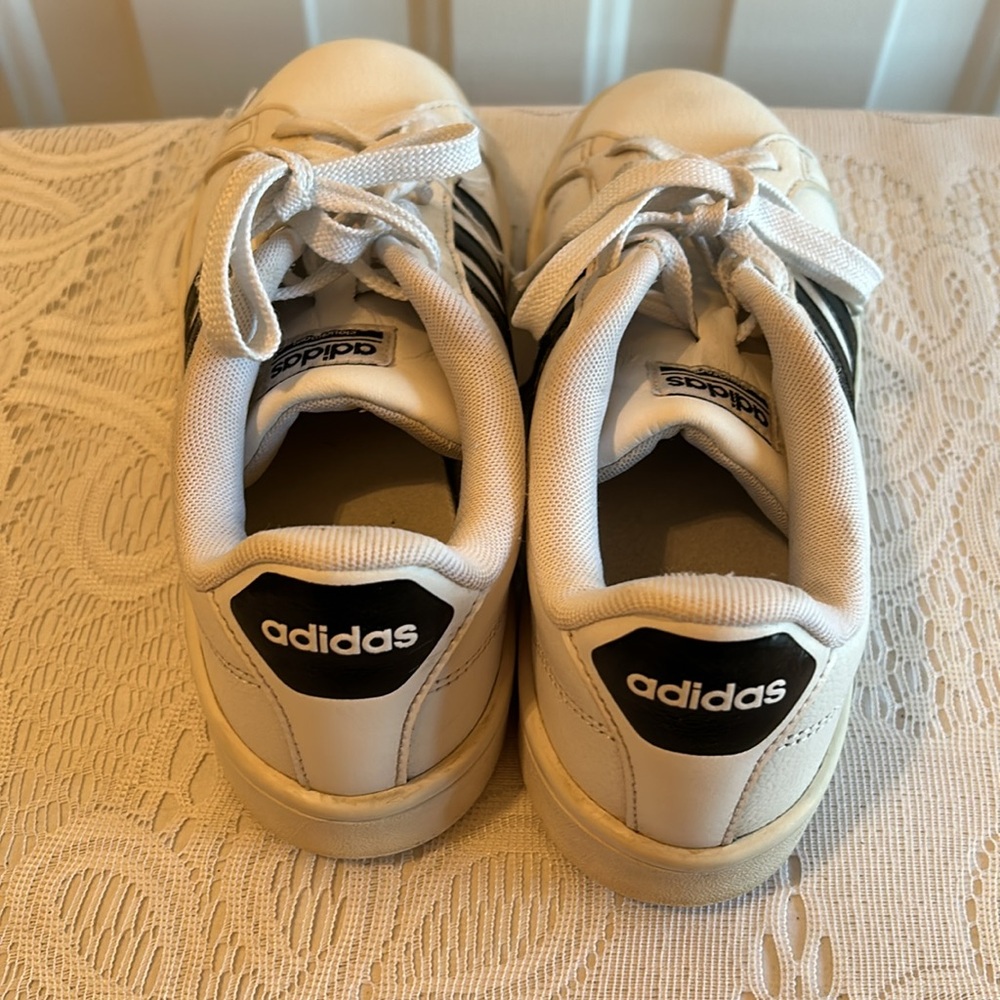 adidas cloud foam Sneakers. - Picture 3 of 6